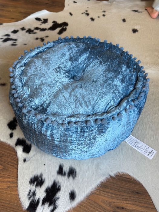 Puf okrągły, aksamitny