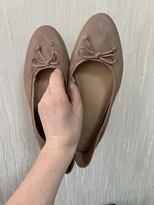 Шкіряні балеткі H&M
