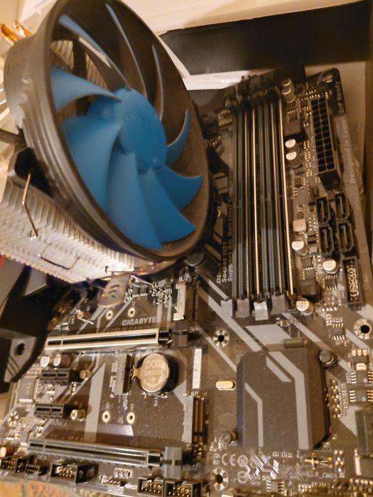 Комплект материнська плата z390m gaming, процесор intel  i7 8700 k