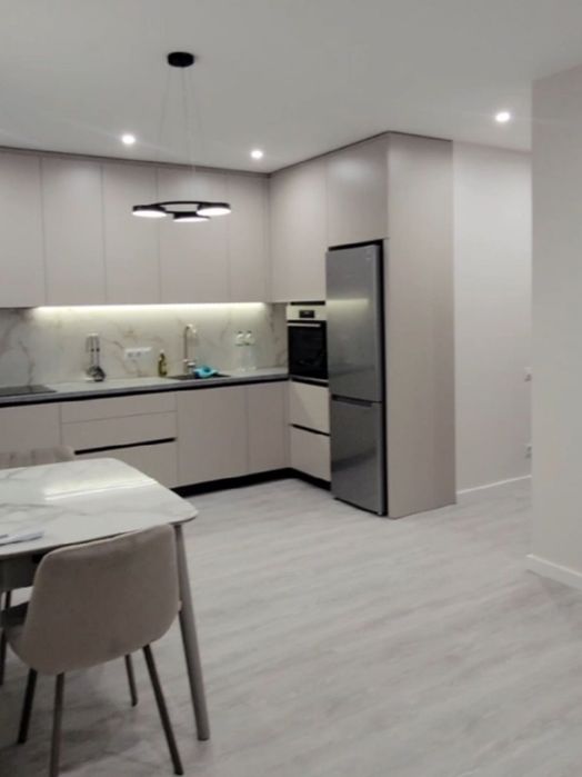 Сдам в аренду 1кв. с евроремонтом, м. Индустриальная