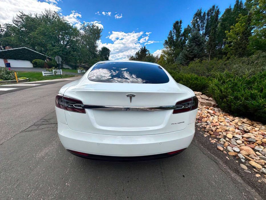 Tesla Model S 100D      2019