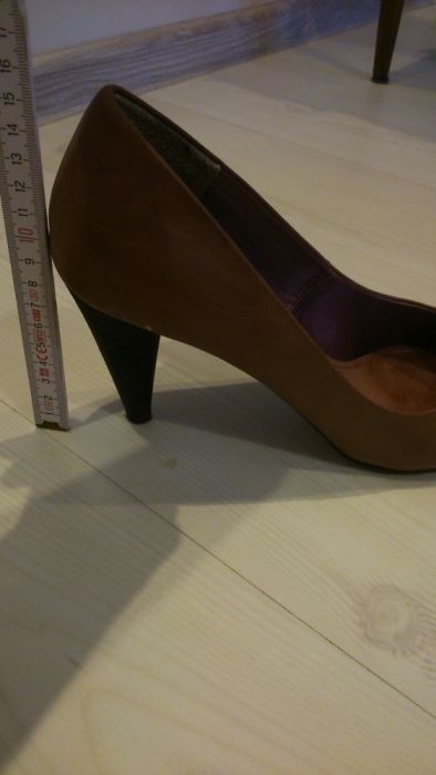 Szpilki brudny róż 40