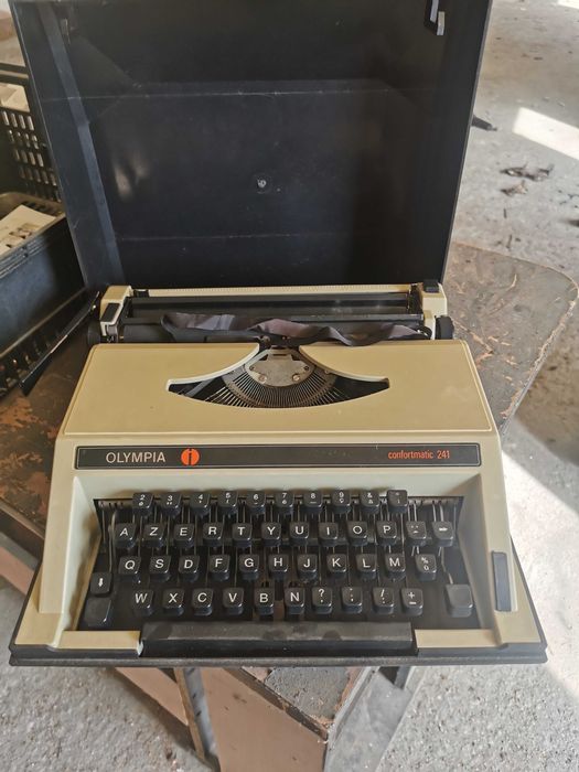 Máquina de escrever