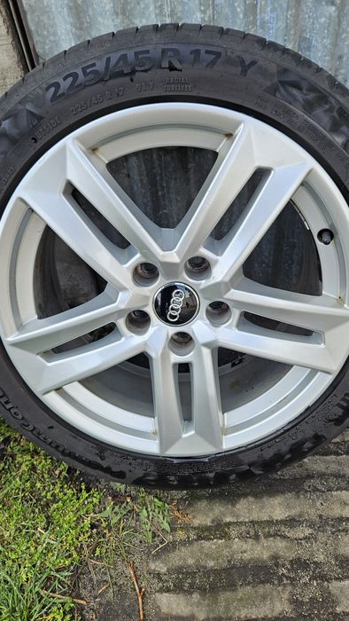Sprzedam alufelgi audi 17 cali