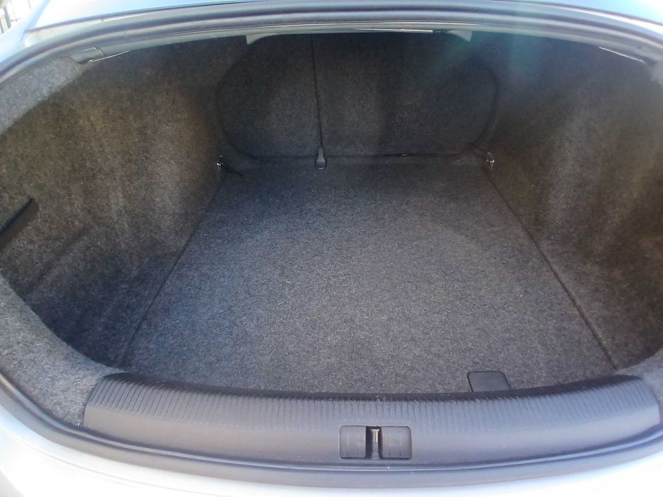 vendo VW Jetta 1.9tdi