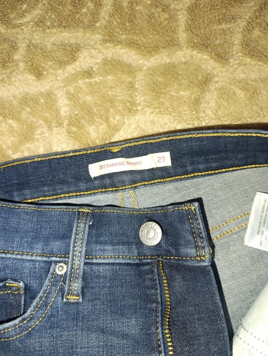 Жіночі джинси скіні Levi's