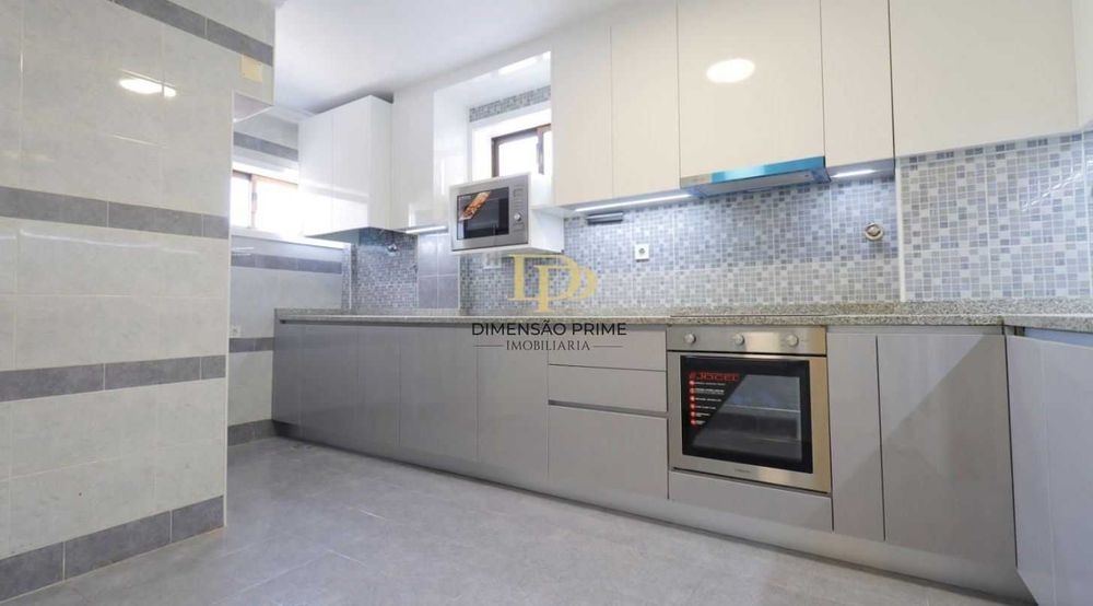 Apartamento T2 Remodelado | Rio Tinto | Junto ao Continente