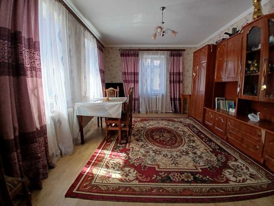 Окремий будинок продаж