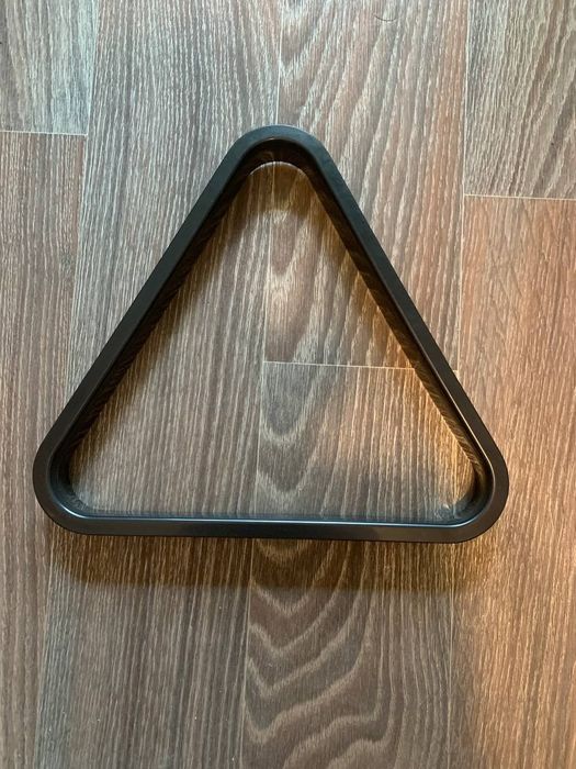 Треугольник для бильярда