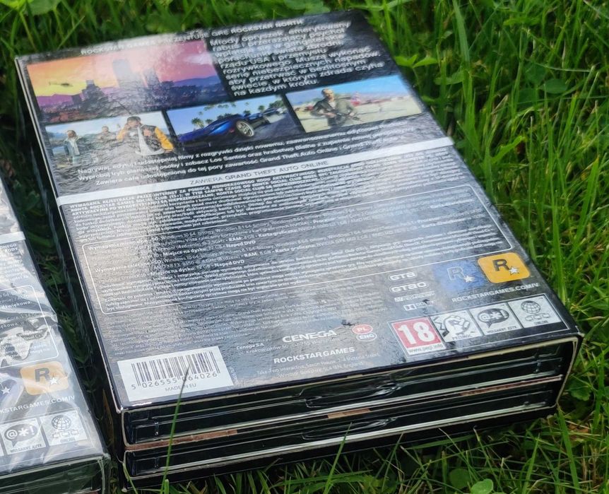 Pudełkowa wersja gry GTA V na PC