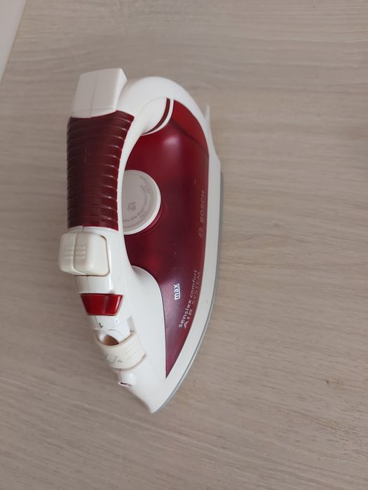 Bosch mini іграшка червоно-біла праска klein