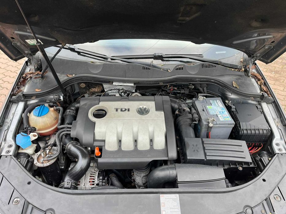 Volkswagen Passat 2.0 TDI Bi-xenon Hak