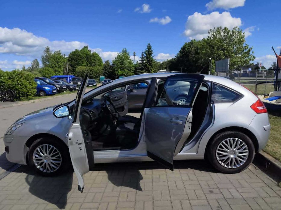 Sprzedam Citroen C4 1.4 16v 2010r