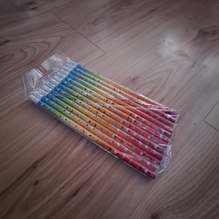 Zestaw 12 ołówków