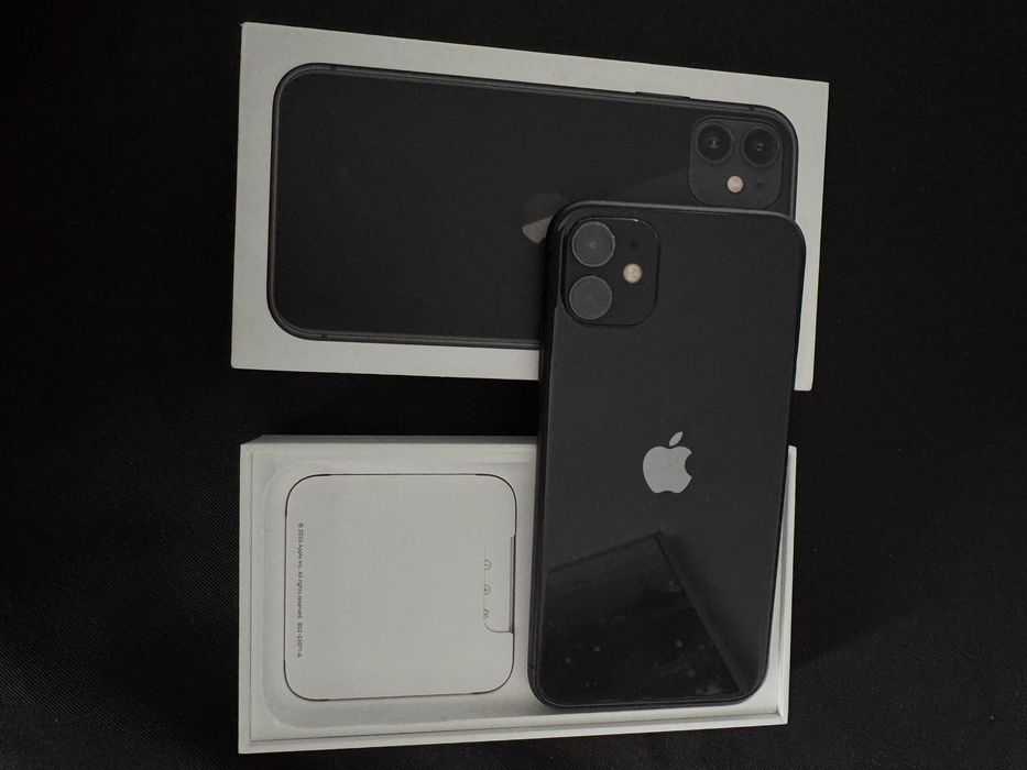iPhone 11 czarny 64 GB - komplet z pudełkiem, zadbany