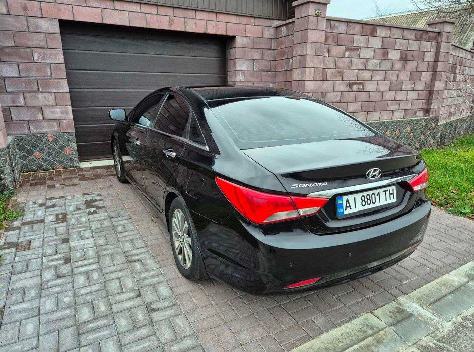 Hyundai Sonata 2013 автомат 2.4 AT (178 к.с.)  •  Premium