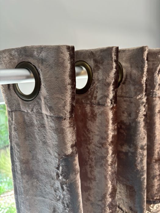 Cortinado veludo de seda e viscose beije com transparência .