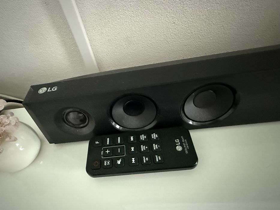Barra de Som LG com Subwoofer - excelente estado