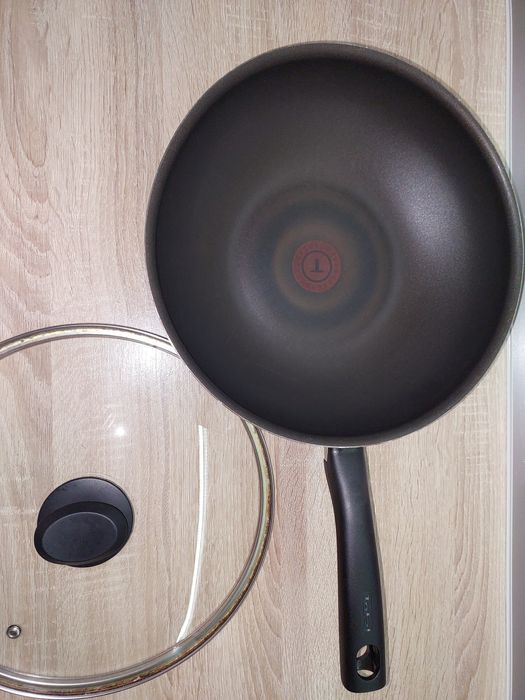 Сковорода Вок Tefal