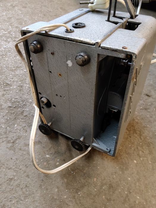 Stary projektor  , rzutnik PRL
