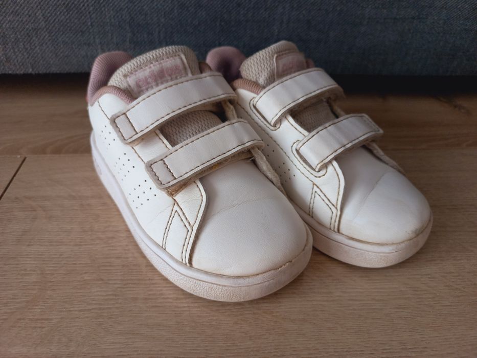 Adidasy dziecięce r. 23 (nr 2)