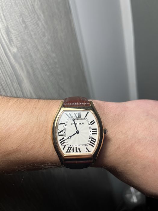 Часы наручные Cartier