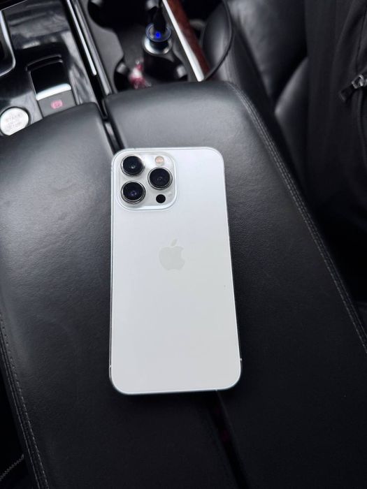 Айфон 13про 256 в хорошому стані