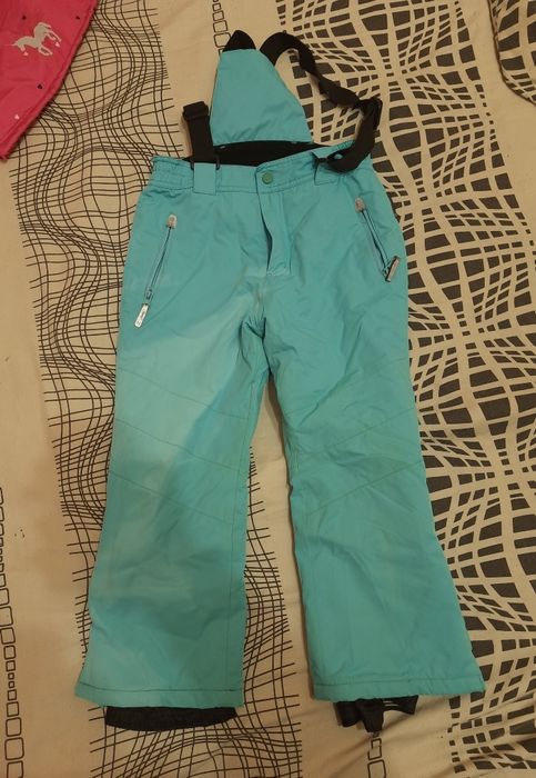 Курточка, пуховик на девочку H&M р.134, штаны, брючки, цены снижены