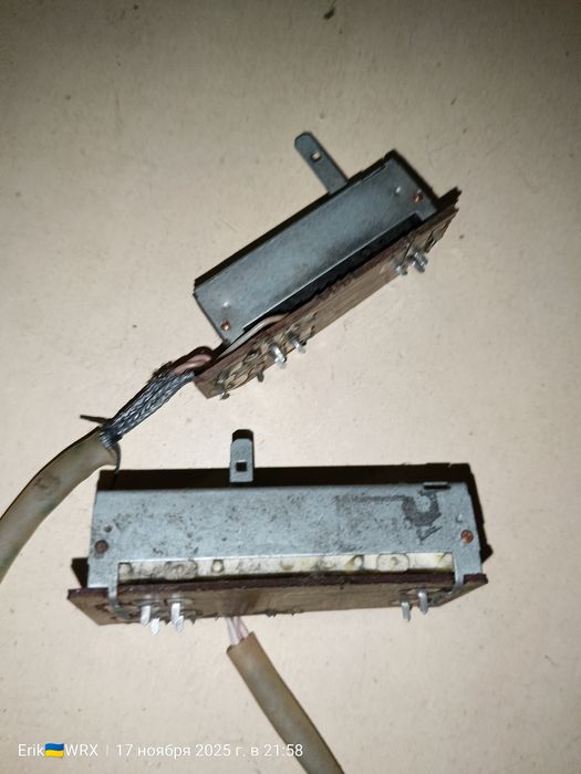 Резисторы СП3-23а, 2шт. + СП3-23Л, 1-шт.