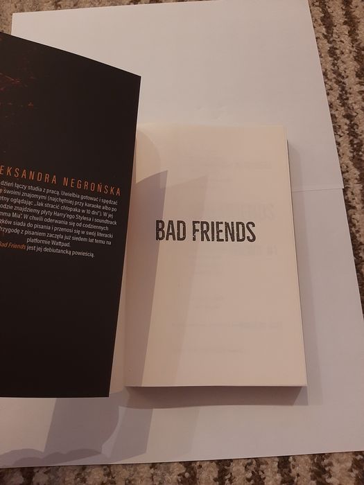 Książka p.t Bad Friends-Aleksandra Negronska