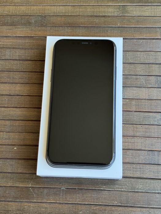 Айфон 11 Apple iPhone 11 black , 64гб