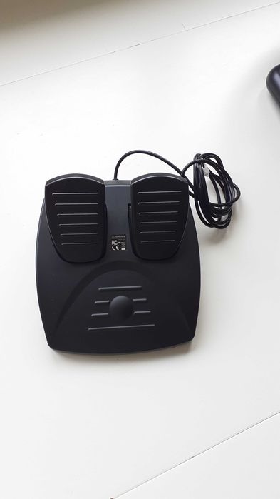 Volante Subsonic (PS4/PC) com pedais incluídos NOVO