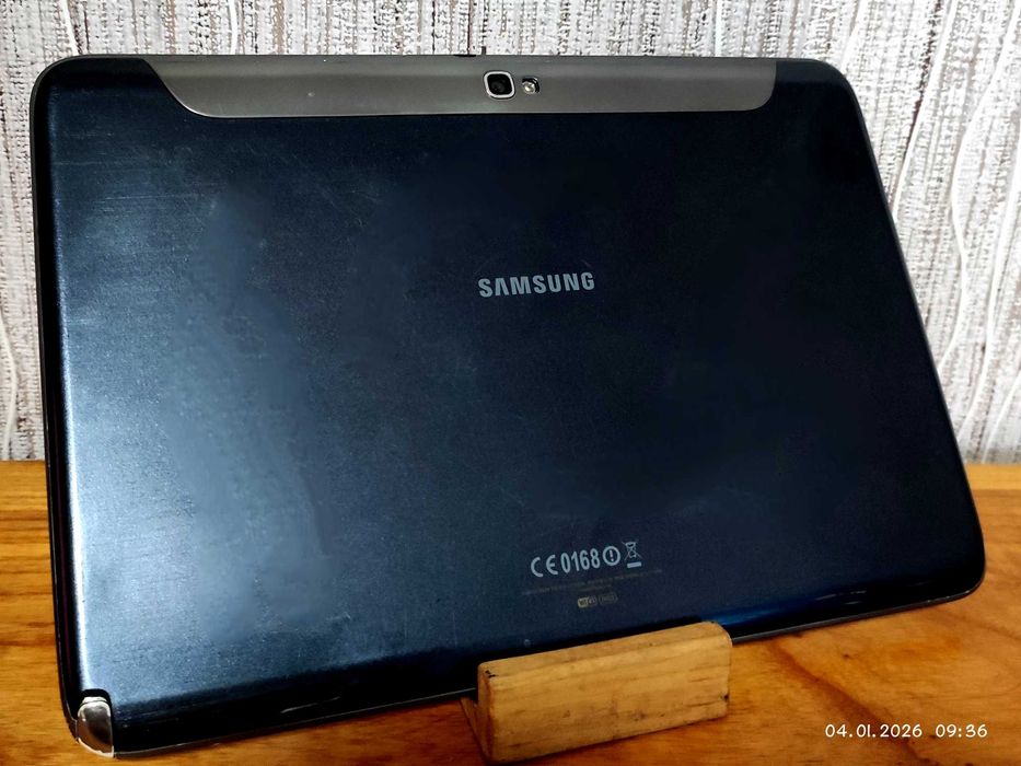 Планшет Samsung Galaxy Tab Note 10 дюймів з чохлом пам'ять 2/16