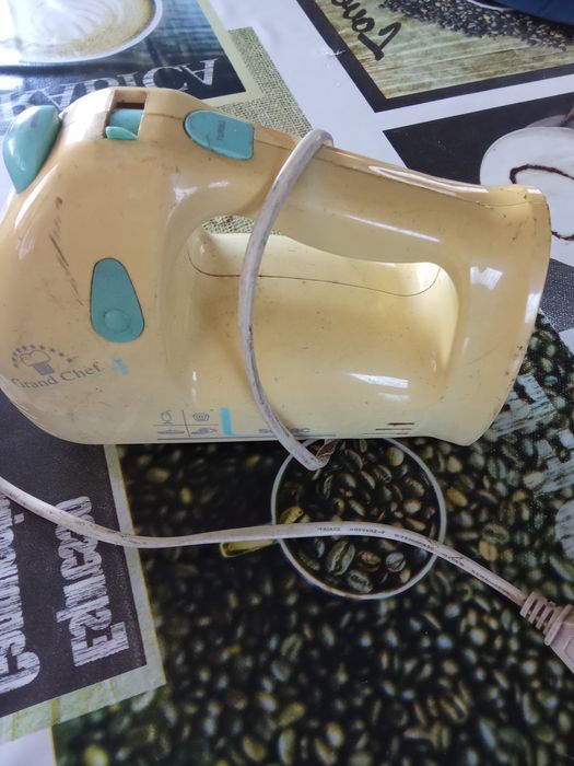 2 batedeiras a funcionar bem