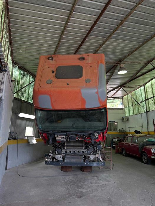 Bate-chapa e pintura automóvel – Oficina CBL, Ponte de Lousa (Loures)