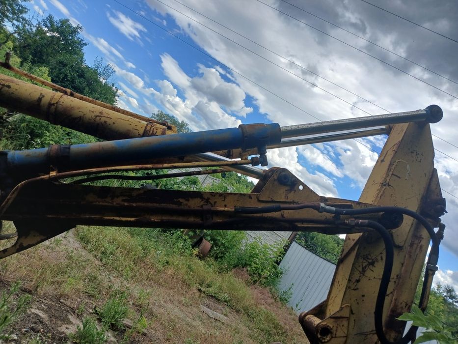 Юмз 6  Ескаватор