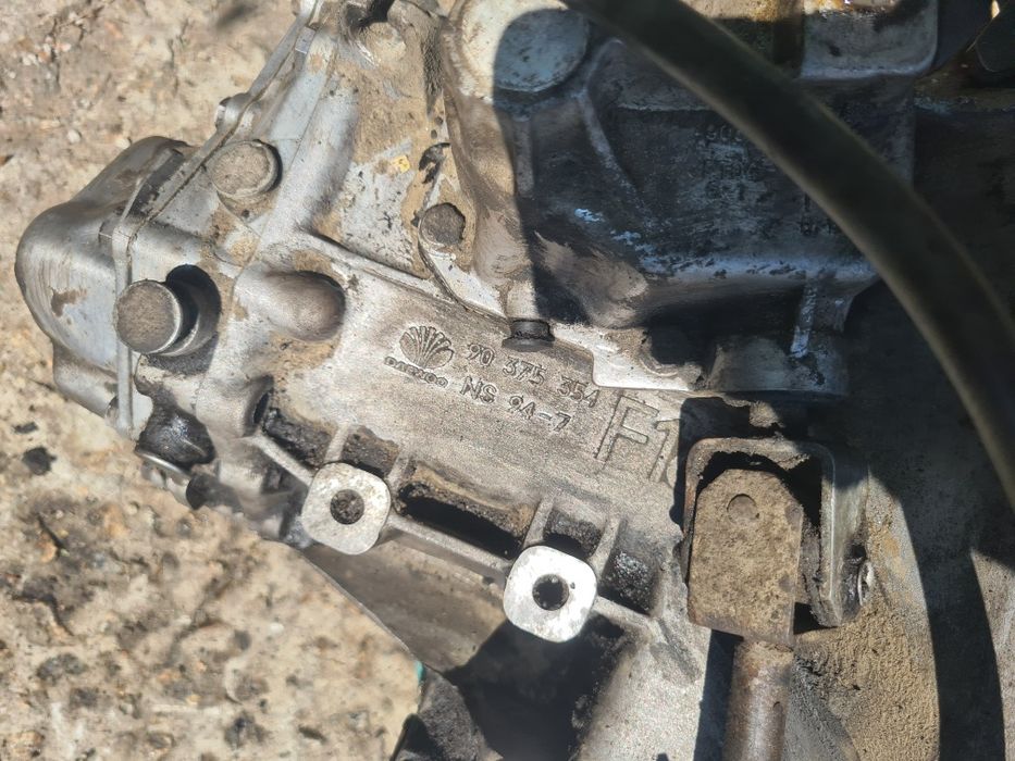 КПП F16, Daewoo Lanos, Nexia, Espero 1.5 8V, 1.5 16V, 2.0 8V, 90375354