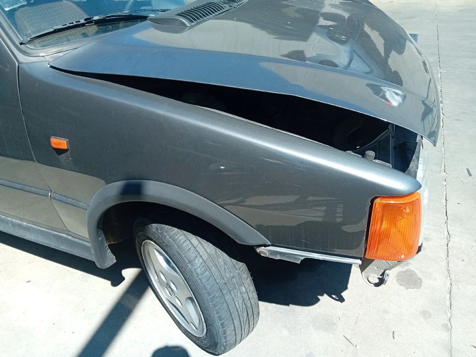 Guarda-lamas direito FIAT Uno (146_)