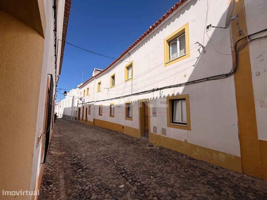 Moradia T8 Venda em Évora (São Mamede, Sé, São Pedro e Santo Antão),Év