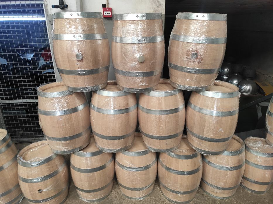 Pipos/Pipas/Barris/Barricas em madeira de carvalho francês e castanho