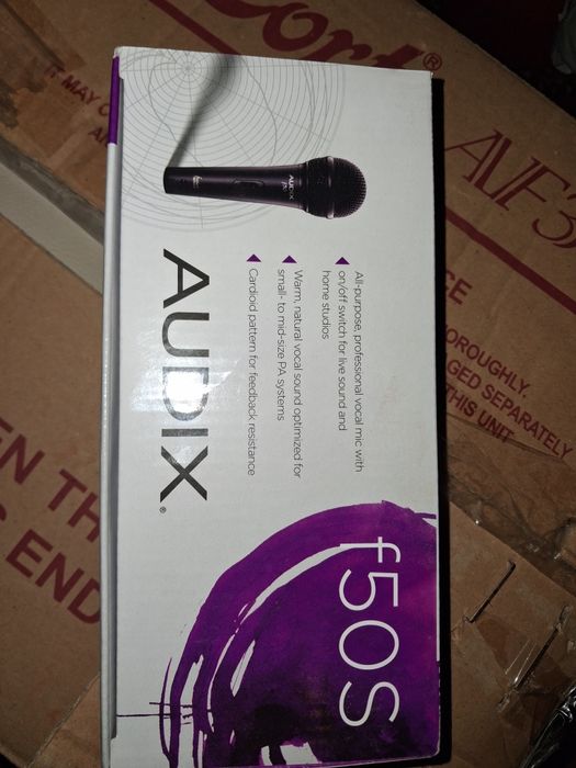 --Микрофон AUDIX F50S, кабель и стойка