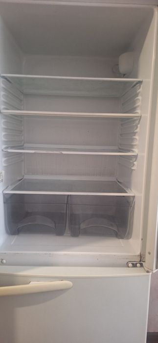 Продаю холодильник