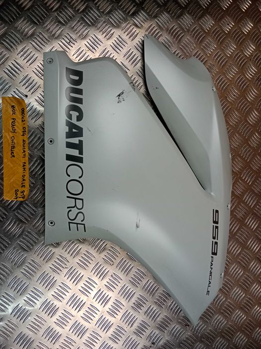 Ducati Panigale 959 V2 Bok Prawy Owiewka Prawa Boczek Plastik 16-19