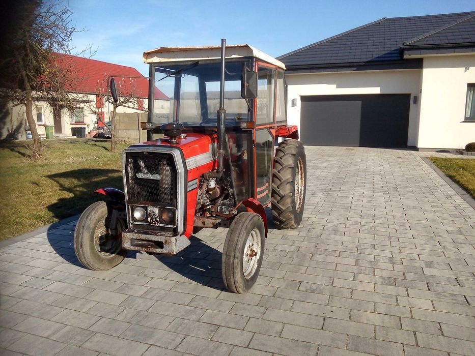 Ciągnik Massey Ferguson MF 235 traktor nie ursus