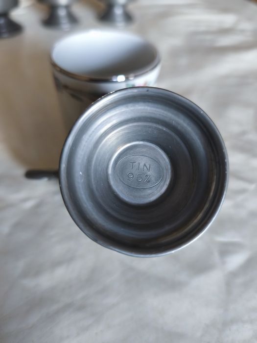 Кавові філіжанки Sebring Porcelana у підстаканниках
