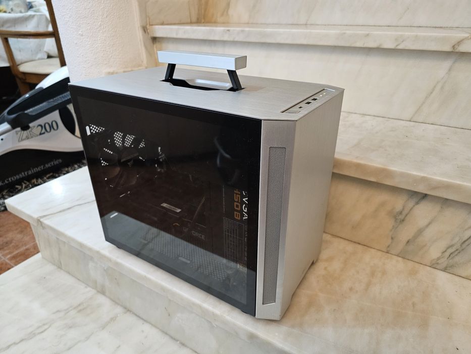 Mini PC Gaming – RTX 3060 Ti | i3-10105F | 8GB DDR4 | Lian Li TU150