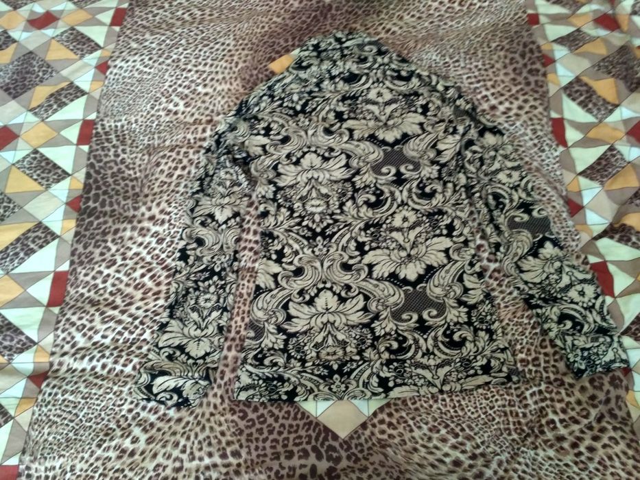 Блузки    разные