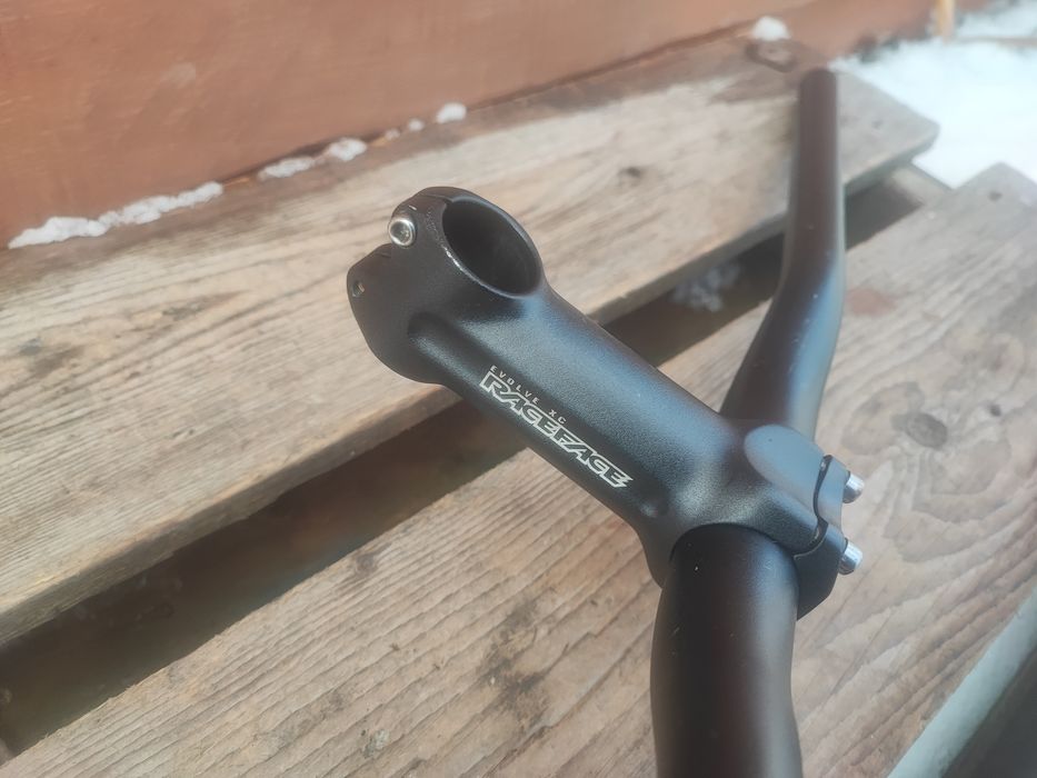 Kierownica i mostek rowerowy Race Face Evolve XC 31.8 ALU retro mtb