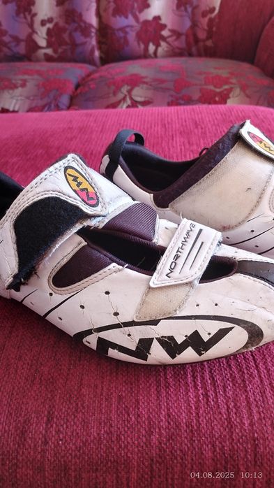 Велотуфли NORTHWAVE шоссейные( для триатлону тоже подходят)