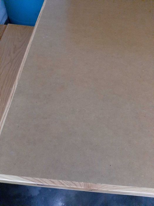 Mesa comprida nova para festas